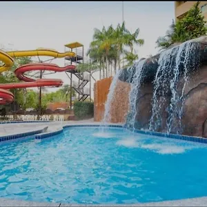 Golden Dolphin Grand **** Caldas Novas
